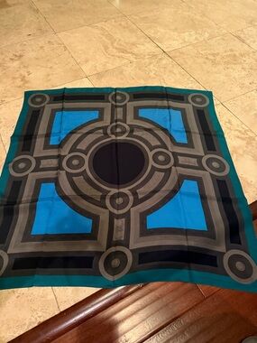 Ellen Tracy Geometric Blue and Teal and black Scarf 33”.